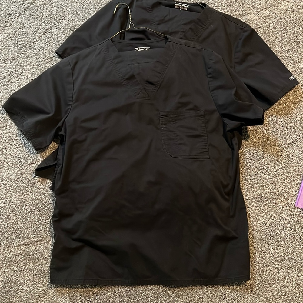 Black Women's V-Neck Scrub Top - Unbranded